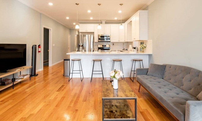 Hackensack River Waterfront Condo | Modern Retreat with Private Backyard, 30 Min ride to NYC