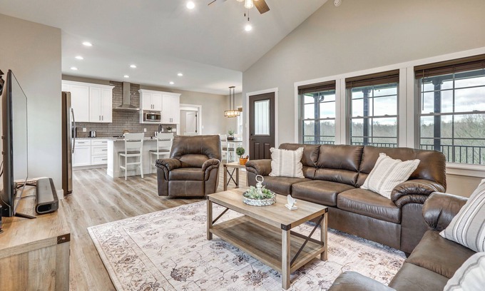 Rutland House | Modern Sadieville Home w/Yard & Gas Grill!