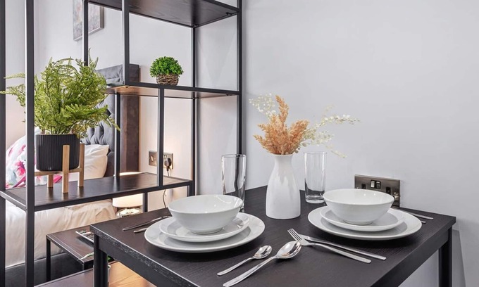 Golders Green Apartment | Modern Serviced Studio Flat Near Central London
