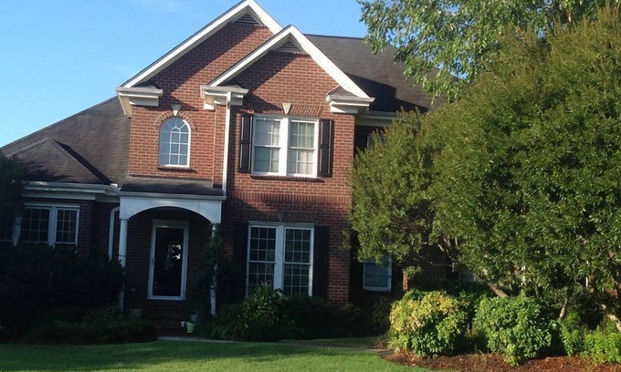 Clemson Apartment | Modern spacious apartment for rent