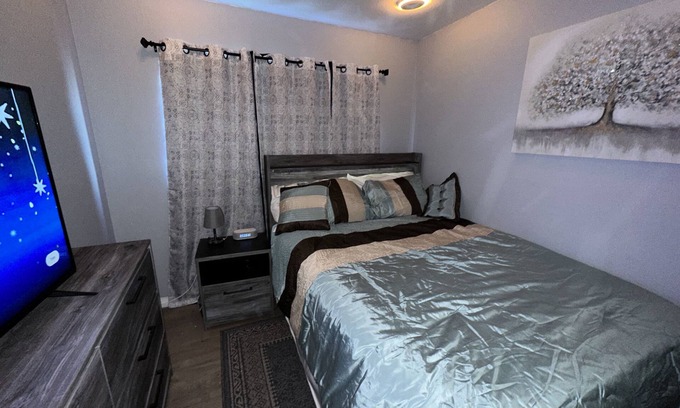 South Wrigley Condo | Modern spacious condo with nice sized balcony mountain view a 2 parking spaces