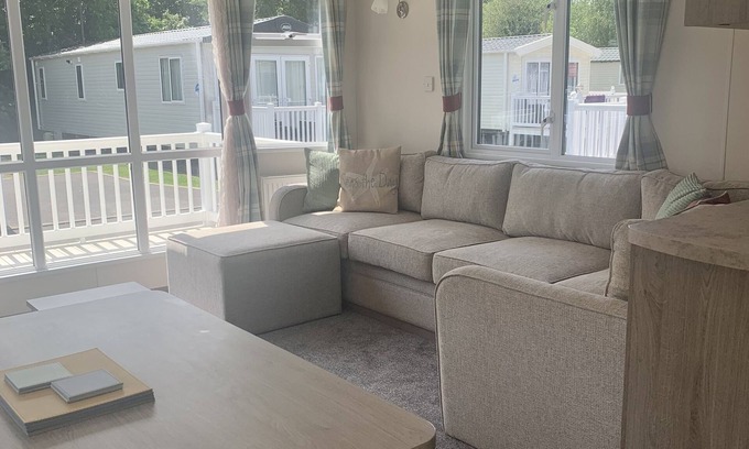 Burnham-on-Sea House | *Modern, spacious ‘home from home’* 10min stroll seafront/beach/town.