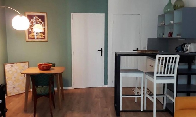 Penne-d'Agenais Apartment | Modern studio 23² in the heart of the medieval village