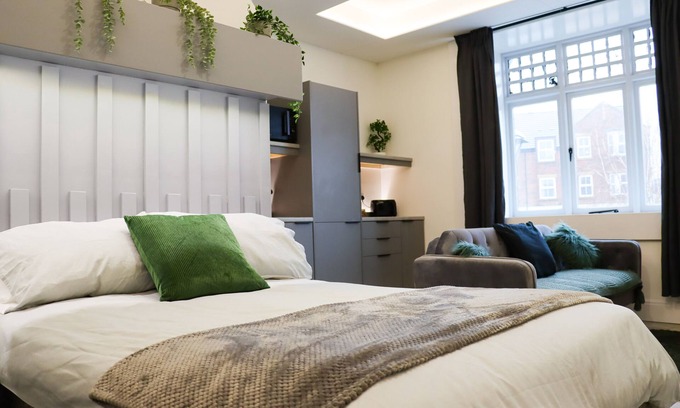 Bedlington Apartment | Modern Studio Apartment