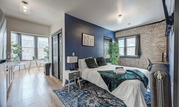 Lower East Side Apartment | Modern Studio by Brady St & Milwaukee Lakefront
