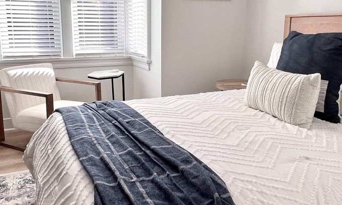 St. Michaels Apartment | Modern Studio in heart of town, walk everywhere!