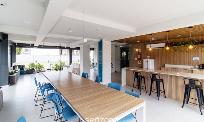 Cachoeira do Bom Jesus Apartment | Modern Studio Just Minutes From the Beach Sid0209