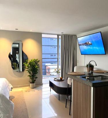 Guayabal Apartment | Modern Studio near Oviedo mall