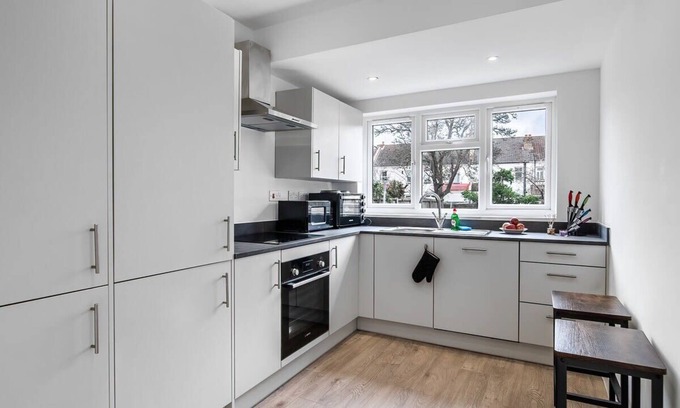 Wembley Central Apartment | Modern Studio Rooms in Wembley 5 DUP
