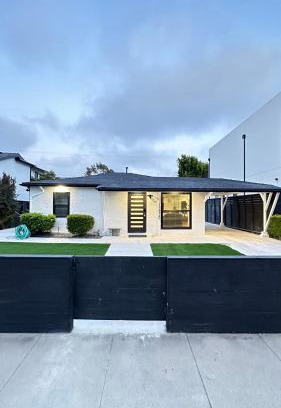 Del Rey Apartment | Modern Studio Stylish &Cozy Back Unit