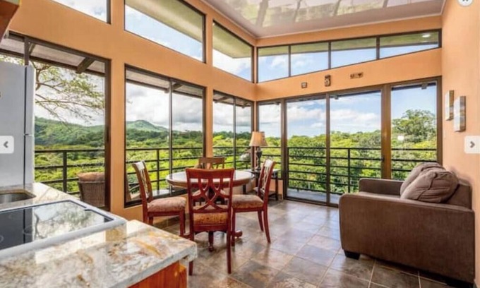 El Ocotal House | Modern-Style Apt.[TOP FLR] Playa Matapalo/5 min RIU