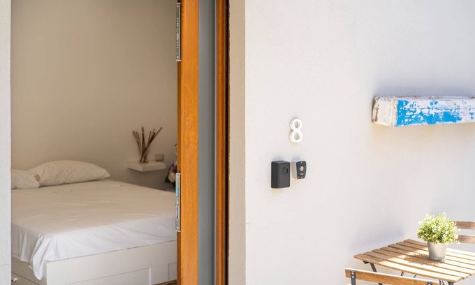 Strongoli Apartment | Modern suite 30 mt to the sea