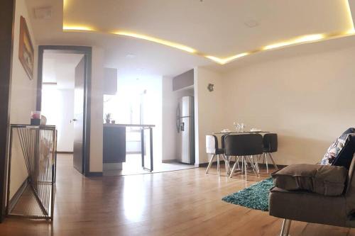 Financial District Apartment | Modern Suite, excellent location!