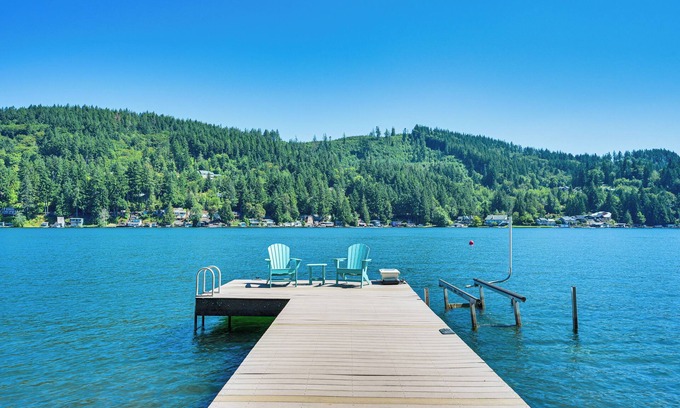 Olympia House | Modern Summit Lake Escape - Spacious Deck w/View!