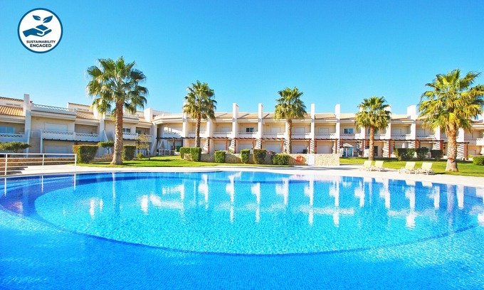 Albufeira Ski Chalet | Modern Townhouse with Sea & Pool View