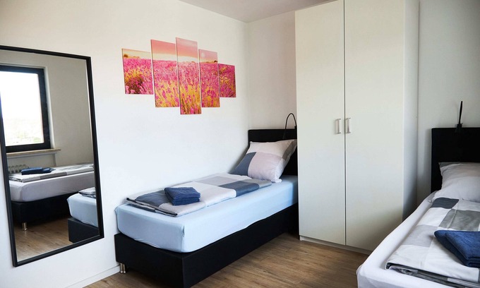 Offenbach am Main Apartment | Modern two bedroom apartment with balcony - Parking available - Free Bike Rentals