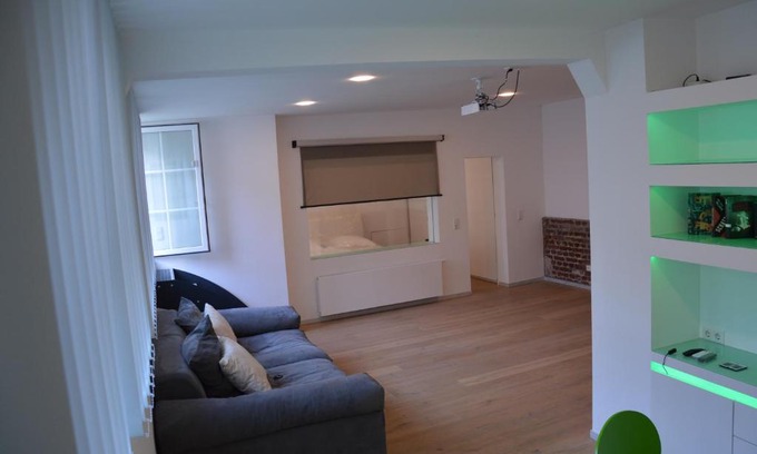 Gemarkung Barmen Apartment | Modern und Ruhig in Wuppertal mit Heimkino-Beamer! Top Ausstattung und Privatparkplatz an der Unterkunft
