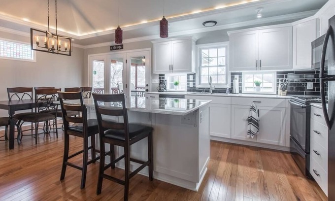 Parkville House | Modern & updated home-quiet neighborhood-perfect for your short/long term needs
