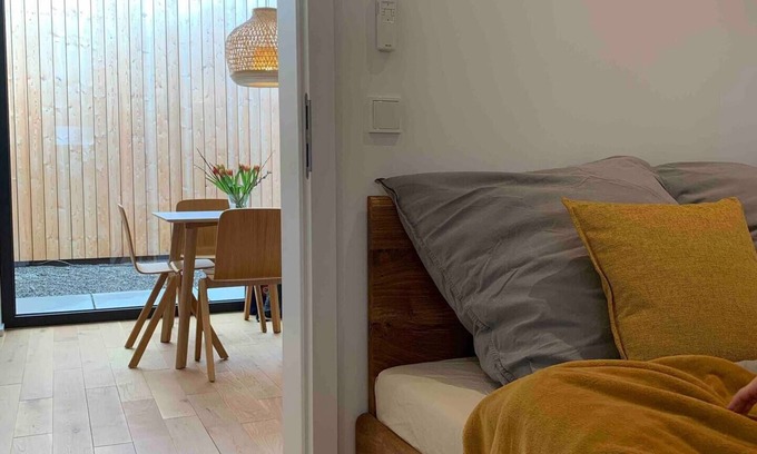 Brohl-Lutzing Apartment | Modern vacation apartment with inner courtyard