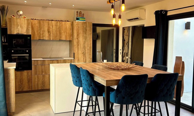 Preconil House | Modern Villa with Pool near Saint-Tropez