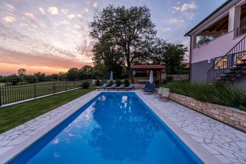 Jakovici Villa | Modern Villa Vesna with Private Pool