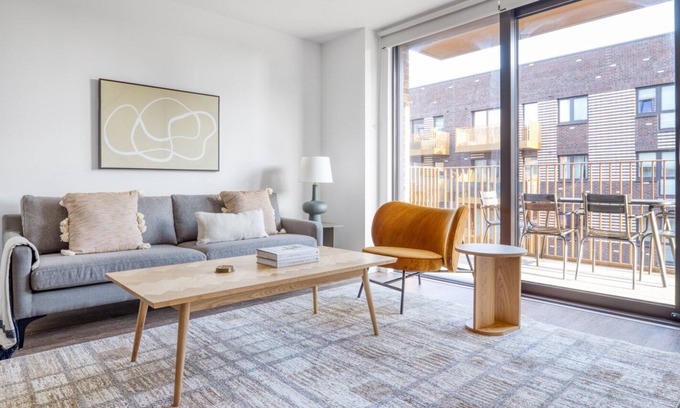 William Morris Apartment | Modern Walthamstow 2BR w/ Gym, nr Tube, by Blueground