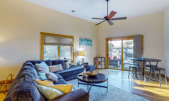 Minocqua Condo | Modern Water-View Condo with Fast WiFi, Gas Fireplace, Patio & Gas Grill