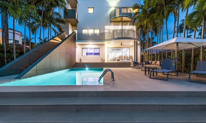 Coconut Grove Villa | Modern waterfront Villa w/Pool and Gym, Sleeps 8.