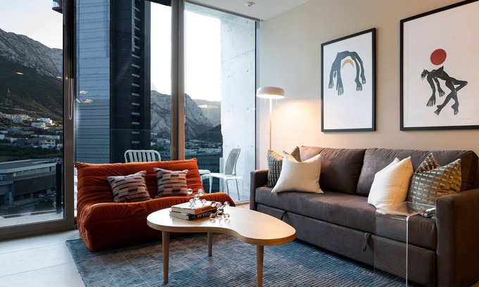 Santa Catarina Apartment | Modern with pool near San Pedro