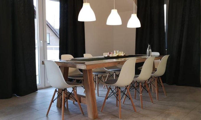 Bad Oeynhausen Apartment | Modern Wohnen I Parkplatz I Wlan I Netflix I Balkon I 6 Schlafplätze
