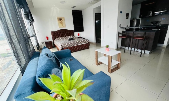 Guayaquil Apartment | Moderna Suite - Parqueo - Piscina - CitySuites 1204