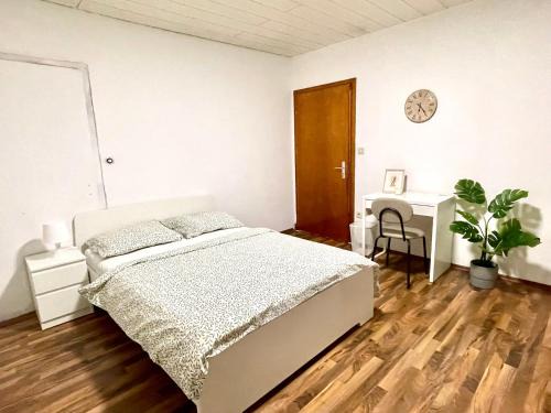 Geilenkirchen Apartment | Moderne 2 Zimmerwohnung, Nähe Aachen- Niederlande- Belgien