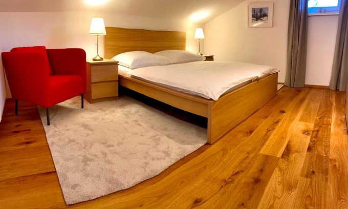 Thorl Apartment | Moderne Ferienwohnung Hubert Neuper im Zentrum von Bad Mitterndorf