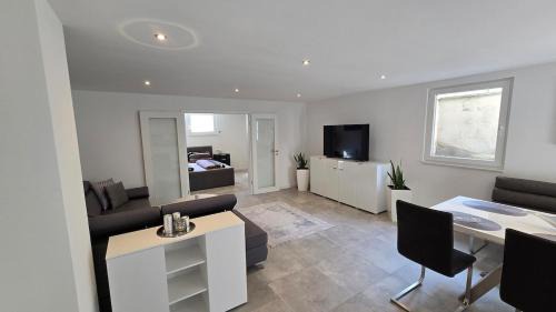 Ittlingen Apartment | Moderne neue Ferienwohnung 85qm