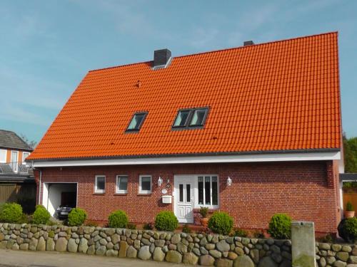Toenning Apartment | Modernes Apartment mit Balkon
