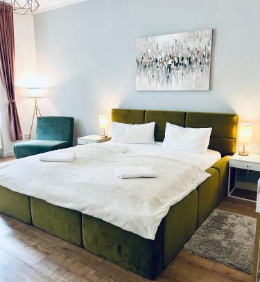 Strehlen Apartment | Modernes City-Apartment mit großer Terrasse