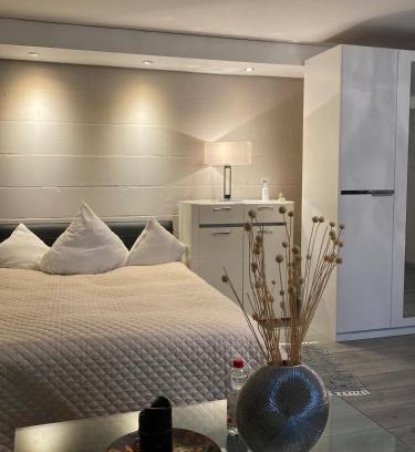 Hildesheim District House | Modernes Zimmer 30 Min Hannover