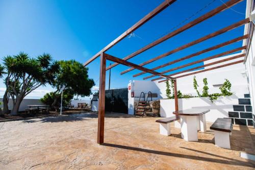 Fasnia Apartment | Moderno Apartamento para 6 con Piscina y BBQ