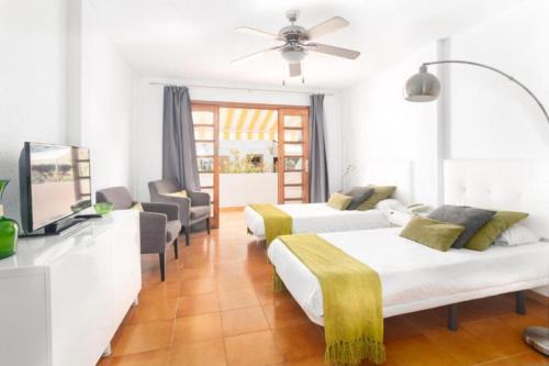 San Eugenio Apartment | Moderno estudio con Terraza y Piscina en Costa Adeje