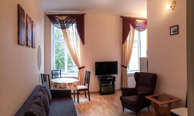 Palace District Apartment | Moika 17 Apartment