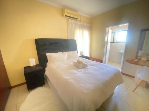 Gaborone Bed & Breakfast | Mokolodi Bed and Breakfast
