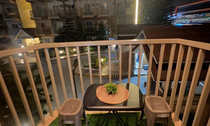 Baguio Condo | Moldex Baguio with Balcony Wifi Netflix Near City