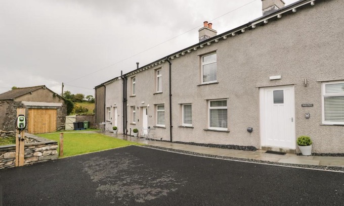 Penny Bridge House | Mollys Pantry