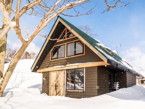 Hirafu Ski Chalet | Momiji Lodge