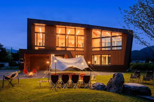 Hakuba Ski Chalet | MOMO HAKUBA by Jade Group