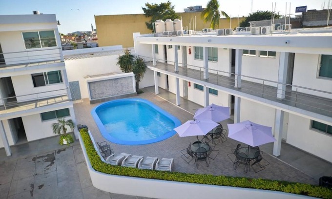 Mazatlan Hotel | Mona Inn