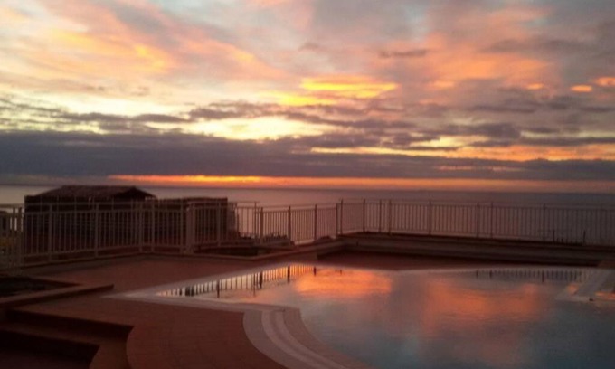 Cap d'Ail Apartment | Monaco Luxueux studio - piscine - climatisation