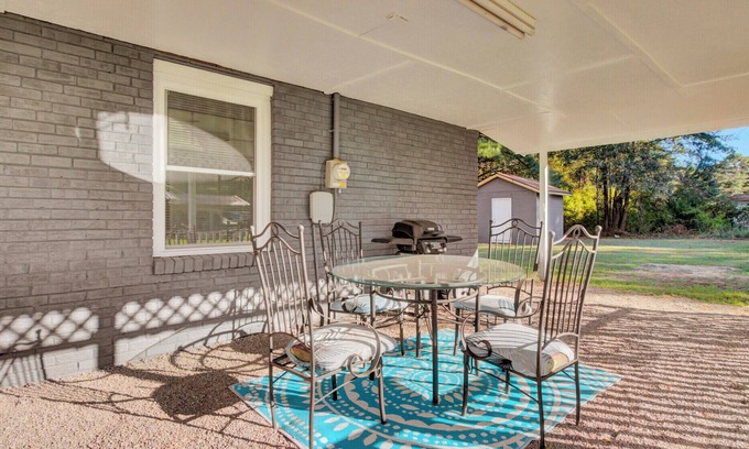 Moncks Corner Apartment | Moncks Corner Cozy Apt near Downtown