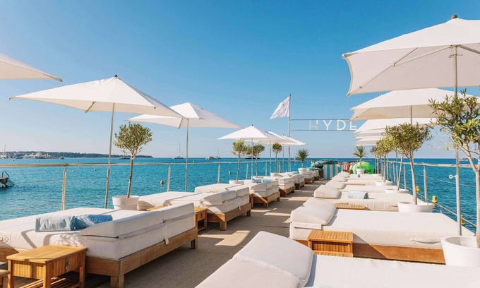 Cannes City Centre Hotel | Mondrian Cannes