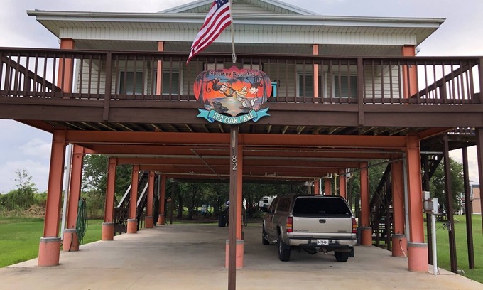 Grand Isle House | Monkey Business
